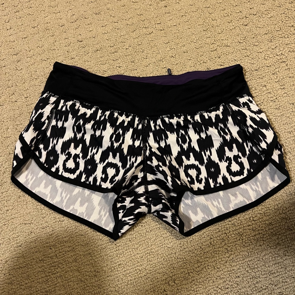 Lululemon run speed shorts Ikat size 4